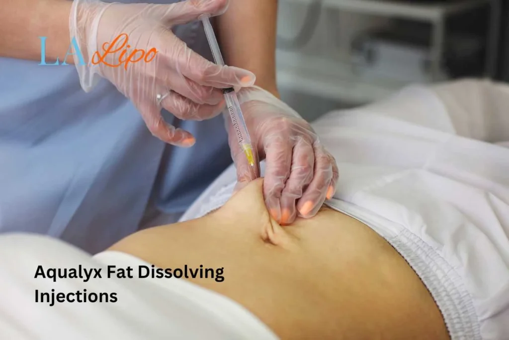 woman having fat dissolving injections Welwyn Garden City in the stomach